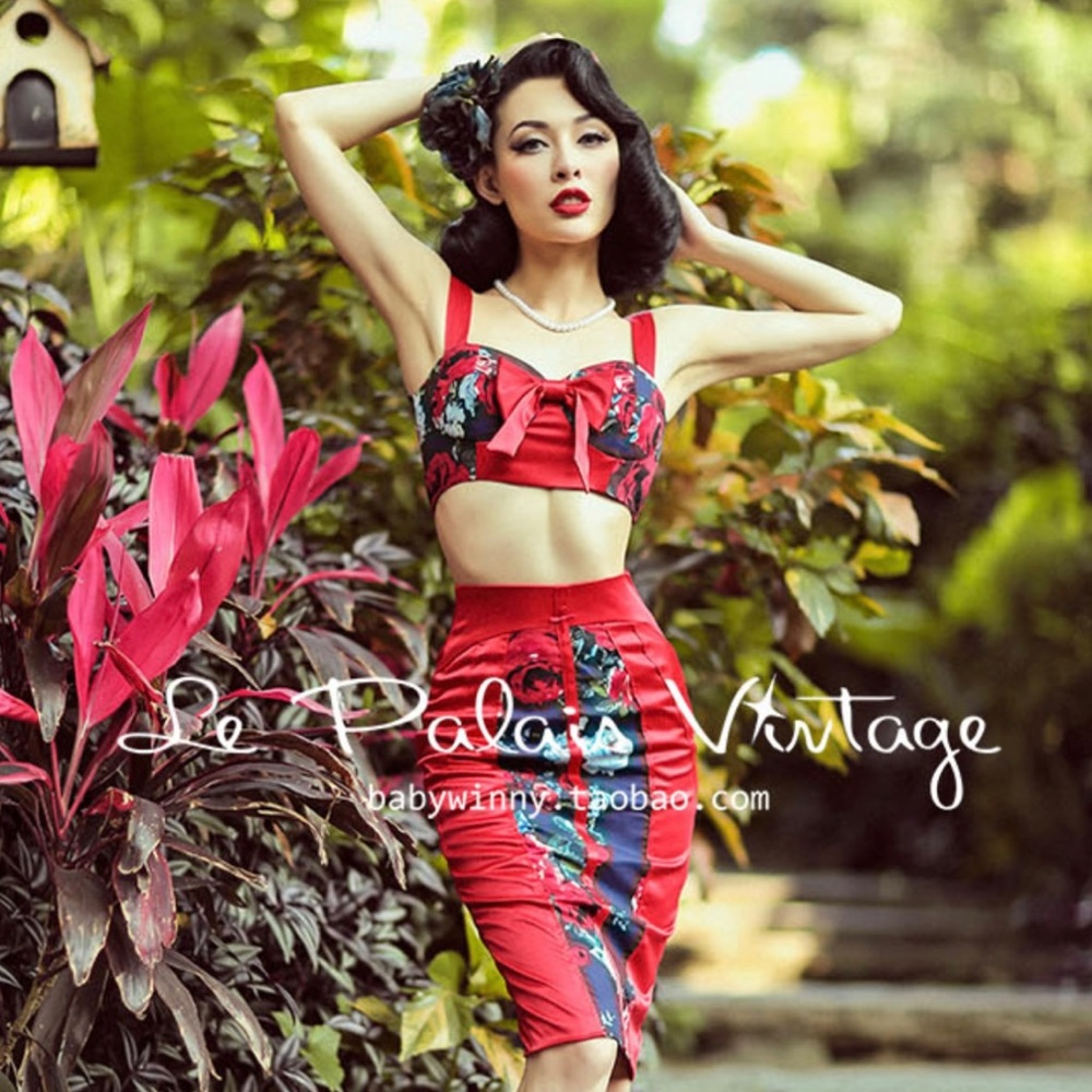 Le Palais Vintage rose top and skirt (Size XS)